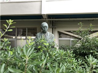 保井コノ理学博士の銅像